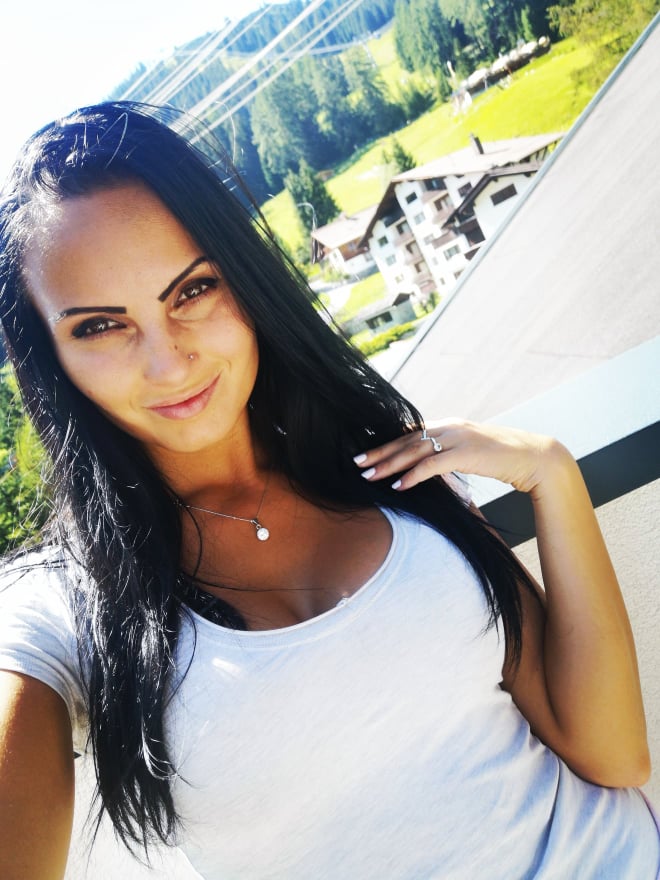 Nikolett (23) (Budapest)